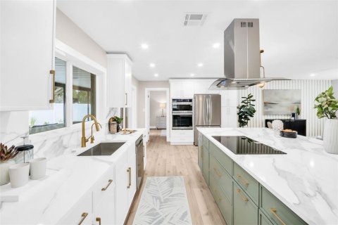Casa en venta en Dunedin, Florida, 4 dormitorios, 185.8 m2 № 1917821 - foto 8