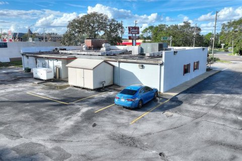Propiedad comercial en venta en Winter Haven, Florida, 432.83 m2 № 1906408 - foto 3