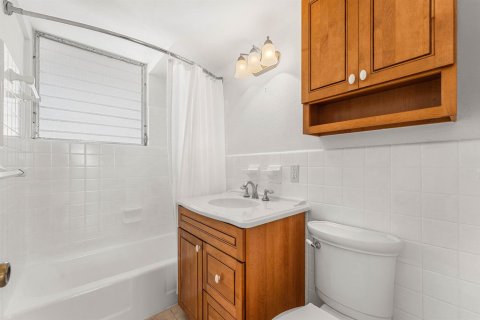 Купить кондоминиум в Форт-Лодердейл, Флорида 3 комнаты, 96.25м2, № 2242569 - фото 27