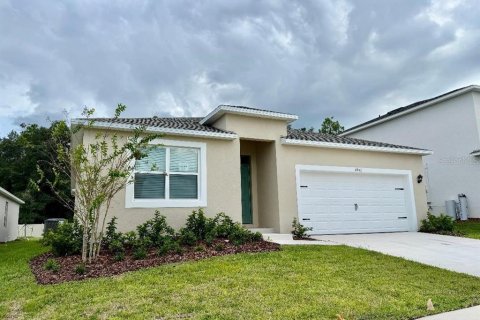 House in Apopka, Florida 4 bedrooms, 169.83 sq.m. № 2366744