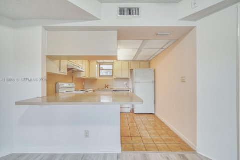 Condominio en venta en Doral, Florida, 2 dormitorios, 96.25 m2 № 2028312 - foto 18