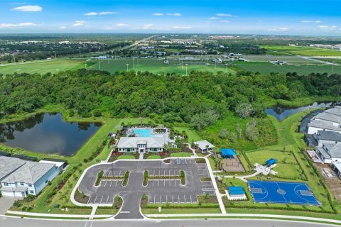 Villa ou maison à vendre à Lakewood Ranch, Floride: 3 chambres, 190.73 m2 № 1785517 - photo 19