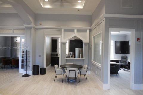 Condo in West Palm Beach, Florida, 2 bedrooms  № 1890121 - photo 23