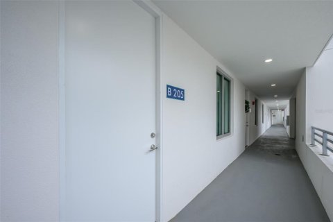 Condominio en alquiler en Sarasota, Florida, 2 dormitorios, 89 m2 № 1069434 - foto 2