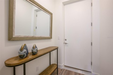 Condominio en alquiler en Sarasota, Florida, 2 dormitorios, 89 m2 № 1069434 - foto 4