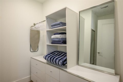 Condominio en alquiler en Sarasota, Florida, 2 dormitorios, 89 m2 № 1069434 - foto 25