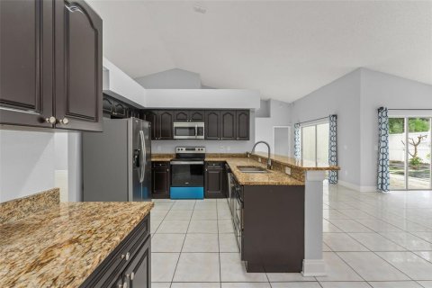 Villa ou maison à vendre à Orlando, Floride: 5 chambres, 217.48 m2 № 2142399 - photo 14