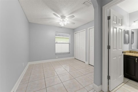 Villa ou maison à vendre à Orlando, Floride: 5 chambres, 217.48 m2 № 2142399 - photo 28
