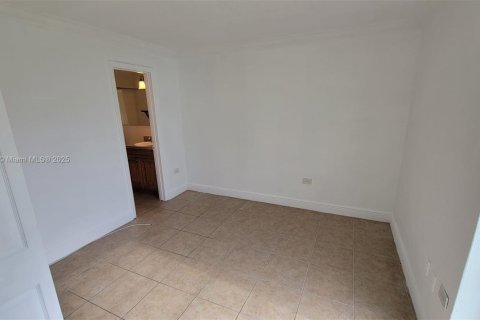 Copropriété à vendre à Miami, Floride: 2 chambres, 70.88 m2 № 1967551 - photo 9