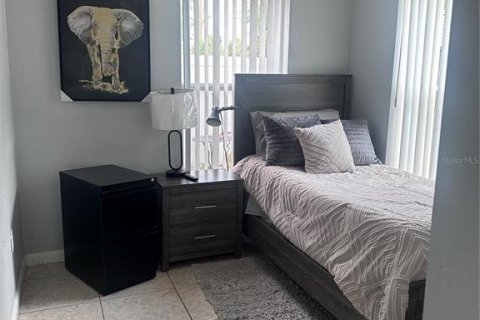 Immobilier commercial à vendre à Saint Petersburg, Floride: 226.31 m2 № 2238309 - photo 18