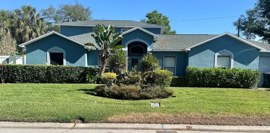 Immobilier commercial à Saint Petersburg, Floride 226.31 m2 № 2238309