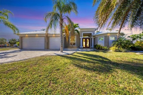 Casa en venta en Port Charlotte, Florida, 3 dormitorios, 183.95 m2 № 1560582 - foto 3