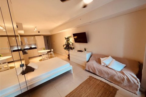 Снять в аренду кондоминиум в Майами, Флорида 41.06м2, № 1864167 - фото 9