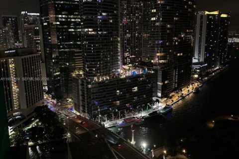 Condo in Miami, Florida, 2 bedrooms  № 1999076 - photo 30