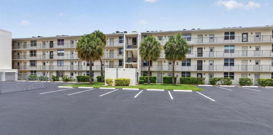 Condominio en Fort Lauderdale, Florida, 2 dormitorios № 2187644