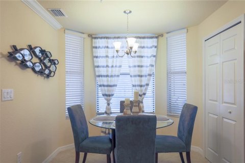 Condominio en alquiler en Bradenton, Florida, 2 dormitorios, 135.82 m2 № 212963 - foto 19