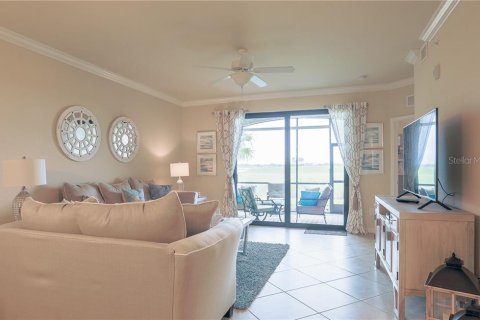 Condominio en alquiler en Bradenton, Florida, 2 dormitorios, 135.82 m2 № 212963 - foto 6