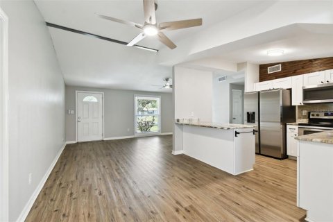 Casa en venta en Clearwater, Florida, 2 dormitorios, 102.56 m2 № 1598594 - foto 12