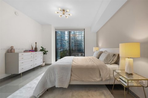 Condominio en alquiler en Miami, Florida, 2 dormitorios, 115.01 m2 № 2073605 - foto 13