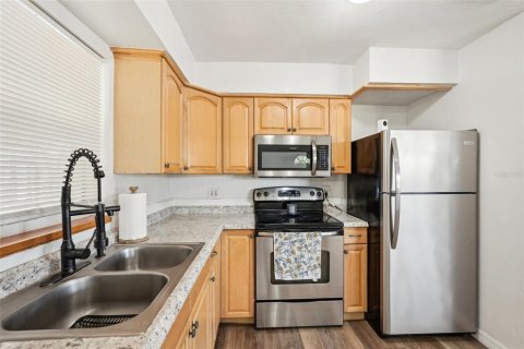House in Apollo Beach, Florida 3 bedrooms, 97.45 sq.m. № 1681892 - photo 7