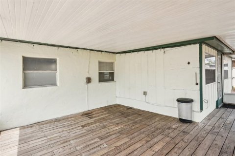 House in Apollo Beach, Florida 3 bedrooms, 97.45 sq.m. № 1681892 - photo 20