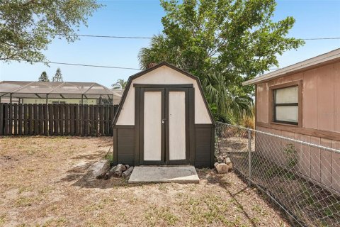 House in Apollo Beach, Florida 3 bedrooms, 97.45 sq.m. № 1681892 - photo 21