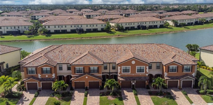 Adosado en Venice, Florida 3 dormitorios, 181.07 m2 № 1815911