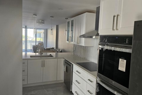 Copropriété à vendre à Boca Raton, Floride: 2 chambres, 104.79 m2 № 2172764 - photo 8