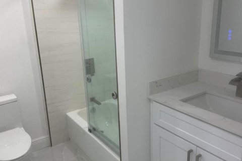 Copropriété à vendre à Boca Raton, Floride: 2 chambres, 104.79 m2 № 2172764 - photo 16