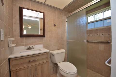 Condo in New Port Richey, Florida, 2 bedrooms № 2098089 - photo 21