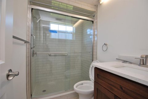 Condo in New Port Richey, Florida, 2 bedrooms № 2098089 - photo 14