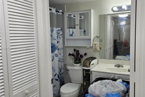 Copropriété à louer à Hialeah, Floride: 2 chambres, 83.98 m2 № 2007951 - photo 7