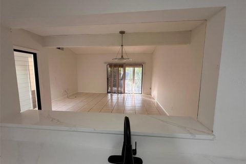 Adosado en venta en Altamonte Springs, Florida, 3 dormitorios, 122.82 m2 № 2302518 - foto 5