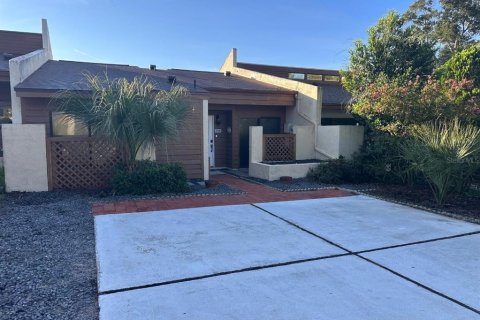 Townhouse in Altamonte Springs, Florida 3 bedrooms, 122.82 sq.m. № 2302518