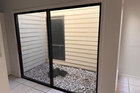 Adosado en venta en Altamonte Springs, Florida, 3 dormitorios, 122.82 m2 № 2302518 - foto 6
