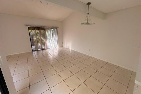 Adosado en venta en Altamonte Springs, Florida, 3 dormitorios, 122.82 m2 № 2302518 - foto 8