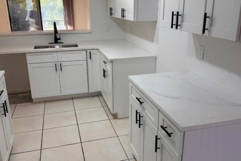 Adosado en venta en Altamonte Springs, Florida, 3 dormitorios, 122.82 m2 № 2302518 - foto 3