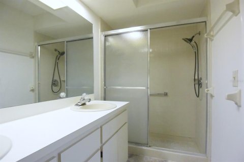 Купить кондоминиум в Нью-Порт-Ричи, Флорида 5 комнат, 130.16м2, № 2201167 - фото 19