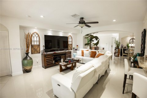 Villa ou maison à vendre à Homestead, Floride: 4 chambres, 226.4 m2 № 2008369 - photo 29