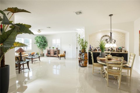 Villa ou maison à vendre à Homestead, Floride: 4 chambres, 226.4 m2 № 2008369 - photo 23