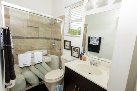 Villa ou maison à vendre à Homestead, Floride: 4 chambres, 226.4 m2 № 2008369 - photo 15