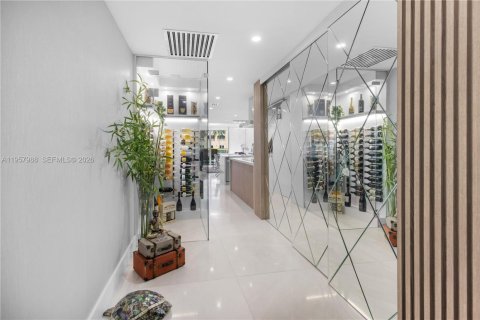 Condo in Aventura, Florida, 2 bedrooms  № 2019644 - photo 2