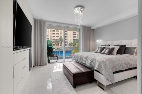 Condo in Aventura, Florida, 2 bedrooms  № 2019644 - photo 26