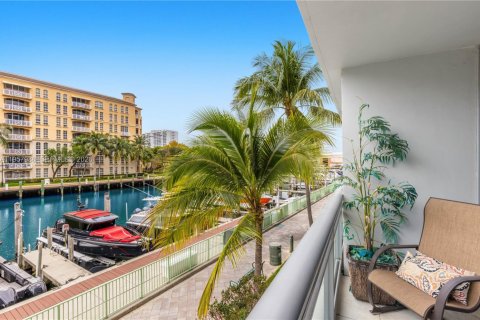 Condo in Aventura, Florida, 2 bedrooms  № 2019644 - photo 30