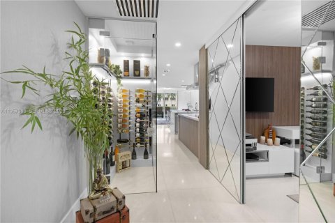 Condo in Aventura, Florida, 2 bedrooms  № 2019644 - photo 3