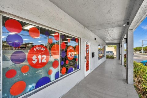 Commercial property in Oakland Park, Florida № 1842472 - photo 20