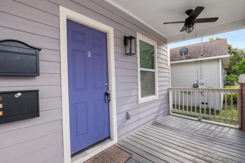 Apartment in Tampa, Florida 3 bedrooms, 145.67 sq.m. № 1881078 - photo 1