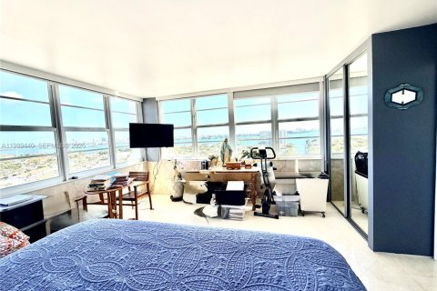 Copropriété à louer à North Miami, Floride: 2 chambres, 110.37 m2 № 2051523 - photo 17