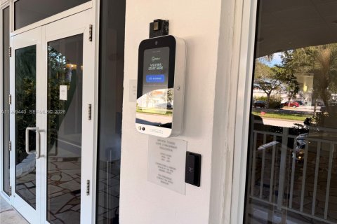 Copropriété à louer à North Miami, Floride: 2 chambres, 110.37 m2 № 2051523 - photo 26