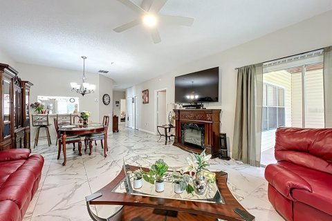 Condominio en venta en Orlando, Florida, 2 dormitorios, 121.24 m2 № 1869052 - foto 15
